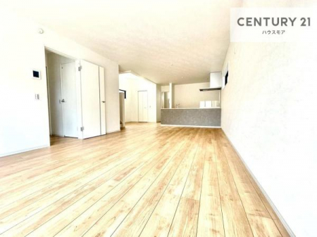 ���r���O�@��؂ȉƑ����W�܂邩�炱��LDK�ɂ͂�����肽���B
�q�����������C�ɏ΂��Ȃ��瑖�����Ă���p�����������u�L���Ƃɂ��ėǂ������v�Ǝv���u�Ԃł��B