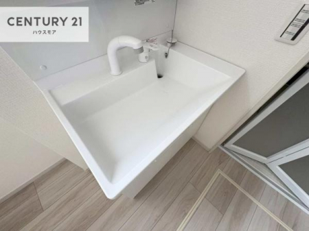 ���ʑ�E���ʏ��@�[�����ʑ�{�E���́A�������˂ɂ����̂ł�����ꂪ�y�X�I���������ۂĂ܂��I
�L���C�Ȑ��ʏ��Ŏ��������̃��`�x�[�V�������オ��܂��ˁI