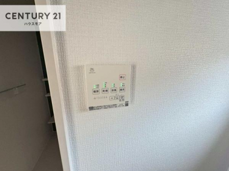 ���̑��@����������g�[���t���Ă��閣�͓I�Ȏd�l�ł��I�~��̓q�[�g�V���b�N�̗\�h�ɂ��g���܂��B
�J�̓��ł������󕨂���������̂ŁA���󕨂����ߍ��݂ɂ����I