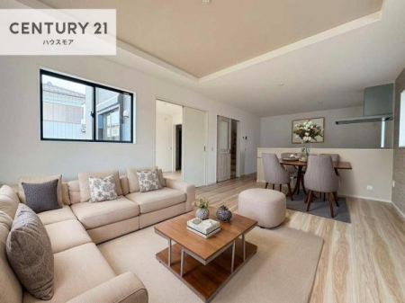 ���r���O�@�Ƌ��CG�p�[�X�ł��B�J�����̂���L�XLDK�I�\�t�@�[��_�C�j���O�e�[�u����u���Ă������ɂȂ�Ȃ��̂ŉ��K�ɉ߂����܂��I�R�~���j�P�[�V���������₷�����r���O�ł��I