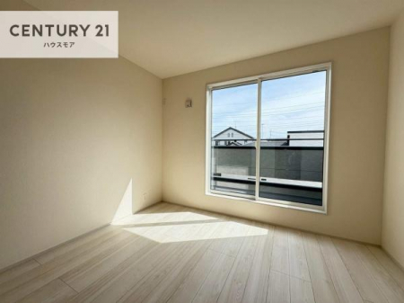 �m���@���邭���ʂ��̗ǂ������ł��B�u�V���v���v�Ƀf�U�C�����ꂽ�����B���R�x�������̂ŉƋ�⃌�C�A�E�g�ł��D�݂̋�Ԃ�n��グ���܂��B�����x�A���n�ɂĂ��m�F���������B