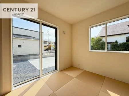 �a���@�a���ł͂��q�l���]��ł����������S�z�͂قƂ�ǂ���܂���B
�Ǝ��̍��ԂɃ}�}��p�p���Q�����Ŏg����x�e�X�y�[�X�Ƃ��Ă����p�I