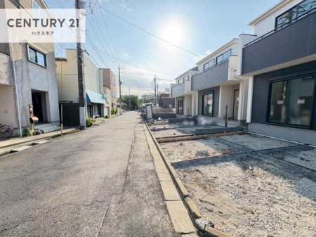 ���̑����n�@�O�ʓ��H��6���~6���I�z����ǍD�ȗ��n�ł��B
�Ԍɓ��ꂪ���ȕ������S�ł��ˁB