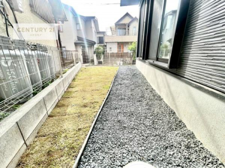 ��@������Ƃ�������X�؁[�X���t���Ă��܂��I�K�[�f�j���O���y���߂����ł��ˁB