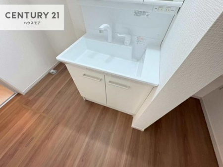 ���ʑ�E���ʏ��@�[�����ʑ�{�E���́A�������˂ɂ����̂ł�����ꂪ�y�X�I���������ۂĂ܂��I
�L���C�Ȑ��ʏ��Ŏ��������̃��`�x�[�V�������オ��܂��ˁI