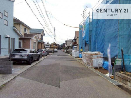 ���̑����n�@�O�ʓ��H6���I�z����ǍD�ȗ��n�ł��B
�Ԍɓ��ꂪ���ȕ������S�ł��ˁB