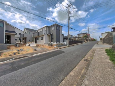 ���̑����n�@�O�ʓ��H��9���I�z����ǍD�ȗ��n�ł��B
