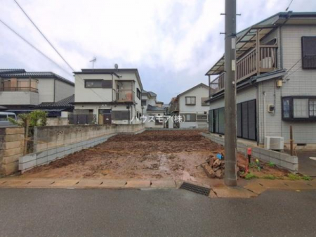 ���ԏ�@���ԃX�y�[�X��2�䕪����܂��I�Z�J���h�J�[�͂������A�o�C�N�⎩�]�ԂȂǂ��u���ꏊ�ɍ���܂���B