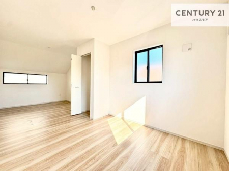 �m���@���C�t�X�^�C���ɍ��킹��2�����ɕ����邱�Ƃ��\�ł��I
������z�̌����������ݖ��邭�S�n�̂悢��Ԃł��B