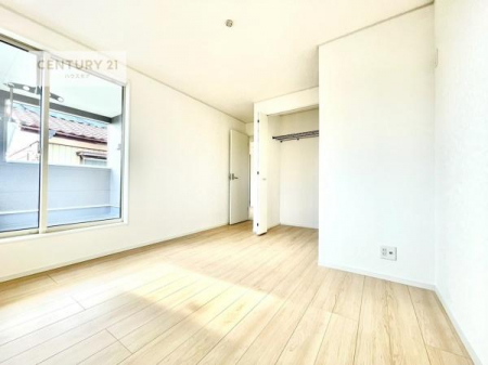 �m���@�傫�ȑ����炽���Ղ�Ɨz�����������݁A�����𖾂邭�S�n�悢��Ԃɉ��o���܂��B�����͎��R�̌��ɕ�܂�Ȃ���A�C�����悭�������Ƃ��߂������������邨�����ł��B