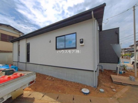 ���ԏ�@���ԃX�y�[�X��3�䕪����܂��I�Z�J���h�J�[�͂������A�o�C�N�⎩�]�ԂȂǂ��u���ꏊ�ɍ���܂���B