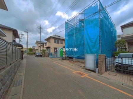 ���̑����n�@�O�ʓ��H4.9���I�z����ǍD�ȗ��n�ł��B
�Ԍɓ��ꂪ���ȕ������S�ł��ˁB