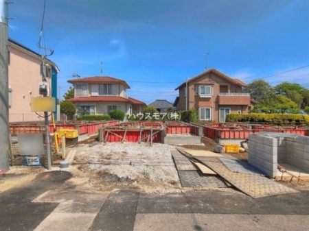 ���ԏ�@���ԃX�y�[�X��2�䕪����܂��I�Z�J���h�J�[�͂������A�o�C�N�⎩�]�ԂȂǂ��u���ꏊ�ɍ���܂���B