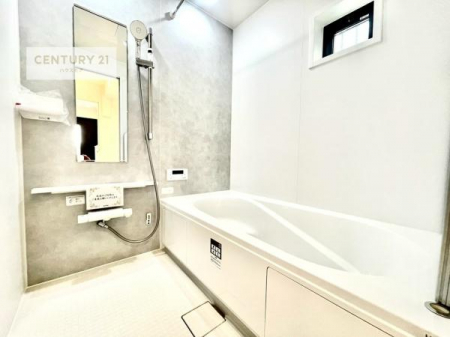 �����@�������������l�̕��͋C�̃o�X���[���́A�����o�Ă��ăo�X�^�C�����[���I
���d���撣���Ă��邲�J���ɂ��D�݂̓����̓����܂����āA�y����ł݂Ă͂������ł��傤���H