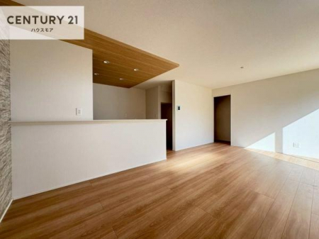 ���r���O�@�L�X�_�C�j���O�X�y�[�X�I������肨�H���B�΂��������y�������Ԃ��߂����܂��B���X�̔���������܂��I