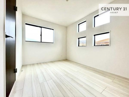 �m���@2�ʍ̌����m�ۂ������邢�����́A���ʂ����ǂ��A���邭��ϋ��S�n�̗ǂ���ԂƂȂ��Ă���܂��B�����b�N�X���ĉ߂�����S�n�̗ǂ��������ł��I