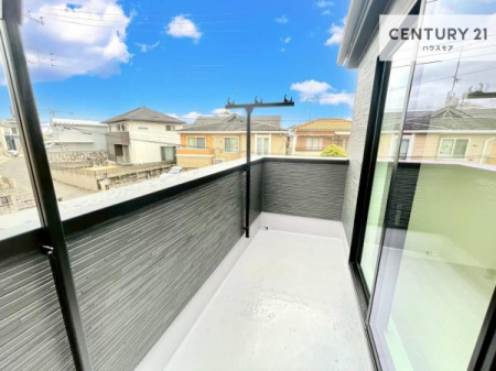 �o���R�j�[�@�z������̗ǂ��o���R�j�[�ŁA�����󕨂��悭���������ł��ˁI
���V�C�̗ǂ����ɂ̓o���R�j�[�֏o�ă��t���b�V������̂��C�����悳�����ł��B