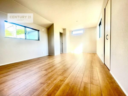 ���r���O�@�J�����̂���L�XLDK�I�\�t�@�[��_�C�j���O�e�[�u����u���Ă������ɂȂ�Ȃ��̂ŉ��K�ɉ߂����܂��I�R�~���j�P�[�V���������₷�����r���O�ł��B