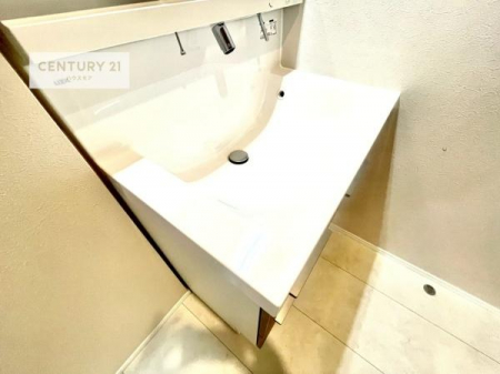 ���ʑ�E���ʏ��@�[�����ʑ�{�E���́A�������˂ɂ����̂ł�����ꂪ�y�X�I���������ۂĂ܂��I
�L���C�Ȑ��ʏ��Ŏ��������̃��`�x�[�V�������オ��܂��ˁI