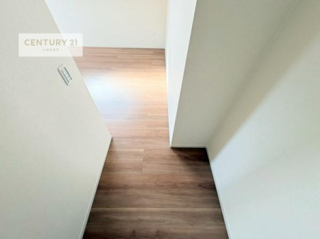 ���[�@�E�H�[�N�C���N���[�[�b�g�t���ł��B��������̂��m���Ȃǂ����[���Ă��������ł��ˁI���ɂ���@�������ȂǋG�ߕ��̑傫�ȉƓd�����[�ł��܂��I