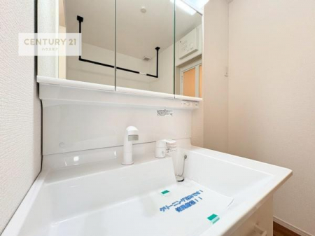 ���ʑ�E���ʏ��@�[�����ʑ�{�E���́A�������˂ɂ����̂ł�����ꂪ�y�X�I���������ۂĂ܂��I