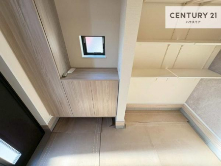 ���ց@���֎��[���[�����Ă���̂ŁA���֎��肪�X�b�L���Еt�����q���ɌC�̒u����ɍ���܂���I