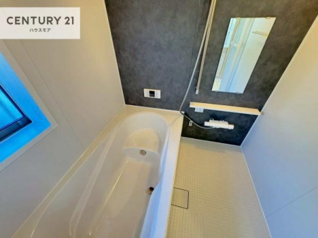 �����@�������������l�̕��͋C�̃o�X���[���́A�����o�Ă��ăo�X�^�C�����[���I
���d���撣���Ă��邲�J���ɂ��D�݂̓����̓����܂����āA�y����ł݂Ă͂������ł��傤���H