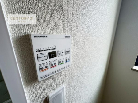 ���̑��@����������g�[���t���Ă��閣�͓I�Ȏd�l�ł��I�~��̓q�[�g�V���b�N�̗\�h�ɂ��g���܂��B
�J�̓��ł������󕨂���������̂ŁA���󕨂����ߍ��݂ɂ����I