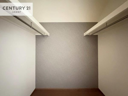 ���[�@�E�H�[�N�C���N���[�[�b�g�t���ł��B��������̂��m���Ȃǂ����[���Ă��������ł��ˁI���ɂ���@�������ȂǋG�ߕ��̑傫�ȉƓd�����[�ł��܂��B