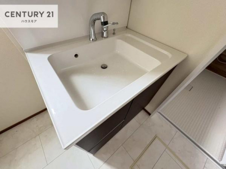 ���ʑ�E���ʏ��@�[�����ʑ�{�E���́A�������˂ɂ����̂ł�����ꂪ�y�X�I���������ۂĂ܂��I
�L���C�Ȑ��ʏ��Ŏ��������̃��`�x�[�V�������オ��܂��ˁI