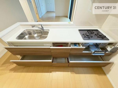 �L�b�`���@���[�X�y�[�X���L�x�ŁA�����X�y�[�X���X�b�L���ƕЕt���Ђ�`�����p�ł��܂��I
���K�ɍ�Ƃ��ł��܂��I�����̗���������܂��I