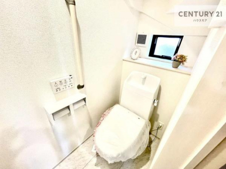 �g�C���@1�E2�K�Ƀg�C�����������܂��I���̖Z�������ԑт��҂����ɂ��݂����ł��ˁB������Ƃ����������̂���g�C���ł�����ꂪ���₷���ł��I�y���n�̔���J�Ò��z