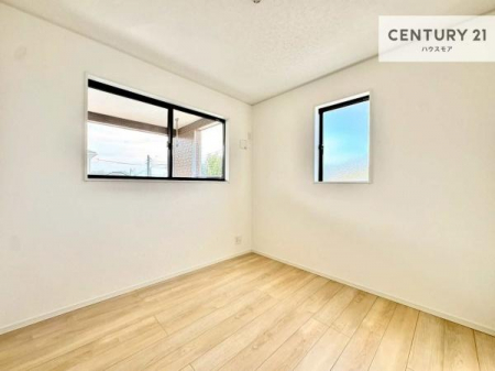 �m���@2�ʍ̌����m�ۂ������邢�����́A���ʂ����ǂ��A���邭��ϋ��S�n�̗ǂ���ԂƂȂ��Ă���܂��B�����b�N�X���ĉ߂�����S�n�̗ǂ��������ł��I