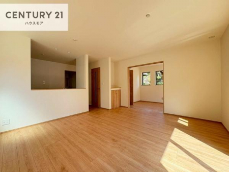 ���r���O�@�L�X�_�C�j���O�X�y�[�X�I������肨�H���B�΂��������y�������Ԃ��߂����܂��B���X�̔���������܂��I