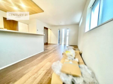 ���r���O�@�L�X�_�C�j���O�X�y�[�X�I������肨�H���B�΂��������y�������Ԃ��߂����܂��B���X�̔���������܂��I