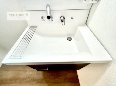 ���ʑ�E���ʏ��@�[�����ʑ�{�E���́A�������˂ɂ����̂ł�����ꂪ�y�X�I���������ۂĂ܂��I
�L���C�Ȑ��ʏ��Ŏ��������̃��`�x�[�V�������オ��܂��ˁI