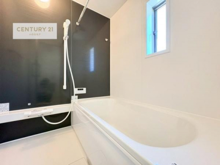 �����@�������������l�̕��͋C�̃o�X���[���́A�����o�Ă��ăo�X�^�C�����[���I
���d���撣���Ă��邲�J���ɂ��D�݂̍���̓����܂����āA�y����ł݂Ă͂������ł��傤���H