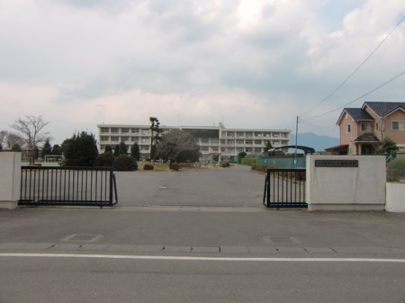 ���ӊ��@-