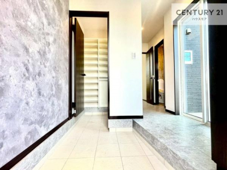 ���ց@���ċA���Ă��Ă��A�������܁I�����������Ȃ�A�D�����}������Ă�����ԂɂȂ��Ă��܂��B
���邭��������錺�ւł��I