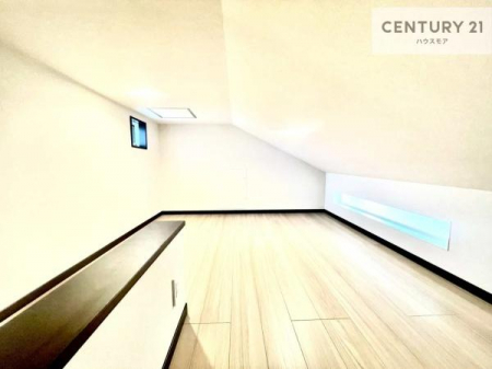 ���[�@�����������[�ł��I
�����Ղ�̎��[�X�y�[�X�ŁA��炵���������萮���Z�܂��B�Ƒ��̉ו������ꂢ�ɕЕt���A���������K�ɉ߂����܂��B