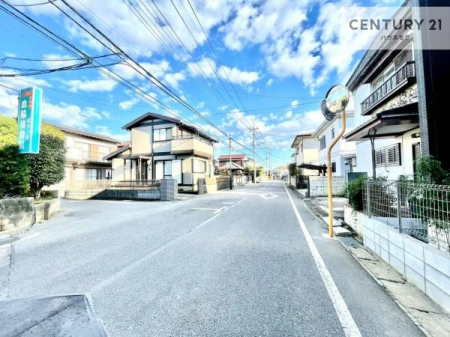 ���̑����n�@�O�ʓ��H��7.3���I�z����ǍD�ȗ��n�ł��B
�Ԍɓ��ꂪ���ȕ������S�ł��ˁB