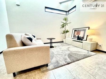 ���r���O�@�D�����z���܂肪���r���O����ł���ċ��S�n�̗ǂ���Ԃ����o���Ă���܂��I
���R�ƉƑ����W����b��������S�n�悢��ԁI