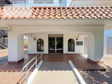 �G���g�����X�@��؂Ȃ��q�l�����o�}������G���g�����X�B�z��������ǂ��S�n�̗ǂ���Ԃł��B