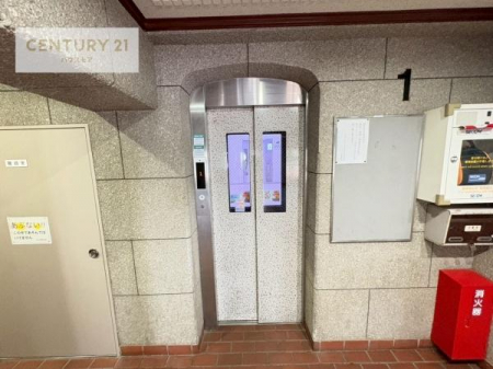 ���̑����p���@�G���x�[�^�[�����ŁA���X�̈ړ������K�B
�����̓��₨�ו��̑������ł��A�X���[�Y�ɂ��A��������܂��I