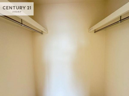 ���[�@�E�H�[�N�C���N���[�[�b�g�t���ł��B��������̂��m���Ȃǂ����[���Ă��������ł��ˁI���ɂ���@�������ȂǋG�ߕ��̑傫�ȉƓd�����[�ł��܂��I