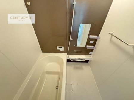 �����@�������������l�̕��͋C�̃o�X���[���́A�����o�Ă��ăo�X�^�C�����[���I
���d���撣���Ă��邲�J���ɂ��D�݂̓����̓����܂����āA�y����ł݂Ă͂������ł��傤���H