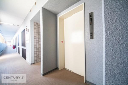 ���̑����p���@�G���x�[�^�[�����ŁA���X�̈ړ������K�B
�����̓��₨�ו��̑������ł��A�X���[�Y�ɂ��A��������܂��I