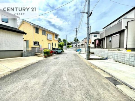 ���̑����n�@�O�ʓ��H6���I�z����ǍD�ȗ��n�ł��B
�Ԍɓ��ꂪ���ȕ������S�ł��ˁB