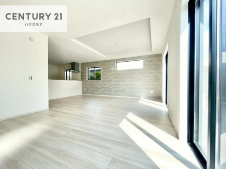 ���r���O�@�L�X�_�C�j���O�X�y�[�X�I������肨�H���B�΂��������y�������Ԃ��߂����܂��B���X�̔���������܂��I