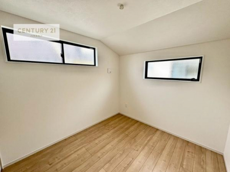 �m���@2�ʍ̌����m�ۂ������邢�����́A���ʂ����ǂ��A���邭��ϋ��S�n�̗ǂ���ԂƂȂ��Ă���܂��B�����b�N�X���ĉ߂�����S�n�̗ǂ��������ł��I